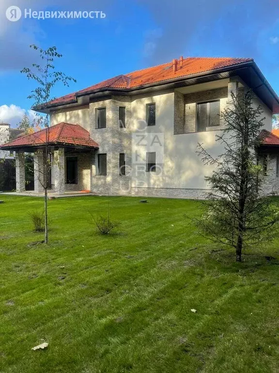 Дом в посёлок Горки-2, пжск Лесной Простор, Сосновая улица (440 м) - Фото 1