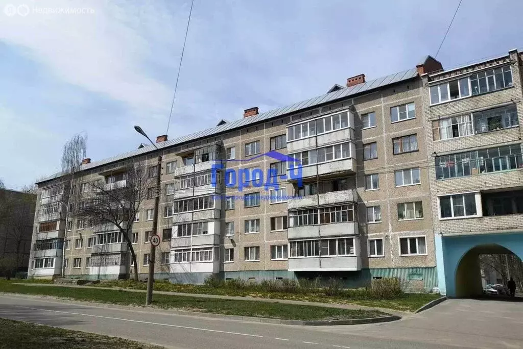 2-комнатная квартира: Чебоксары, улица Мичмана Павлова, 4 (43.8 м) - Фото 0