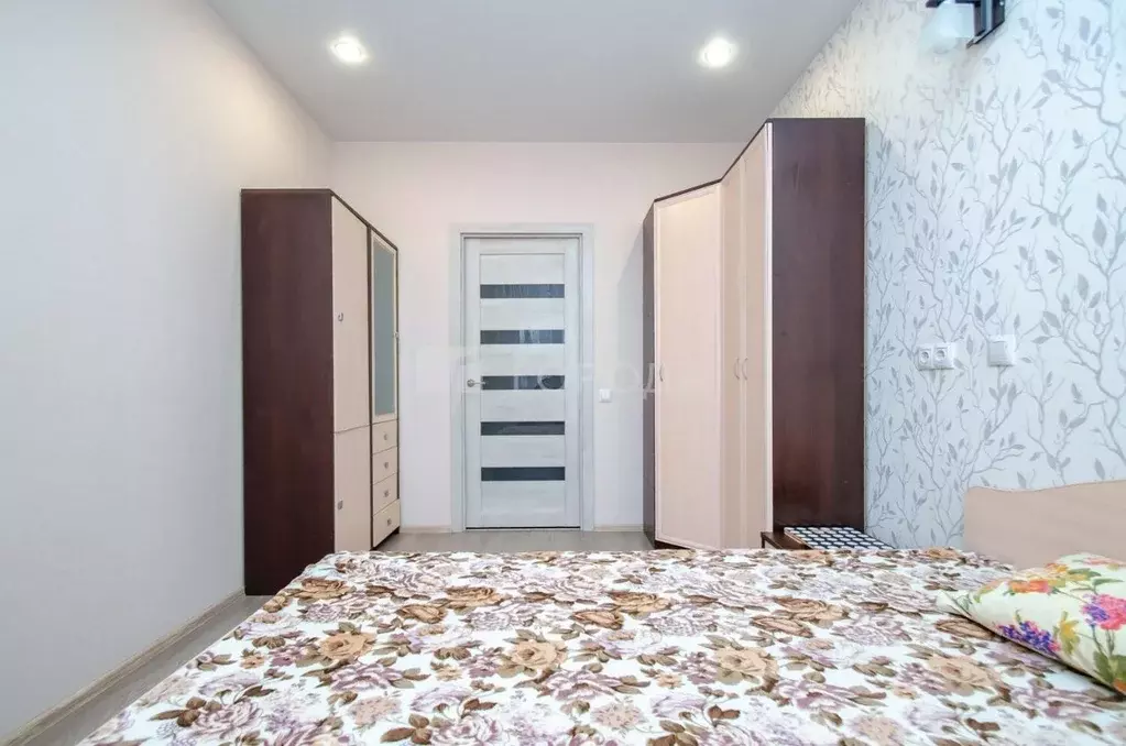 3-к кв. Новосибирская область, Новосибирск Зыряновская ул., 61 (60.0 ... - Фото 1