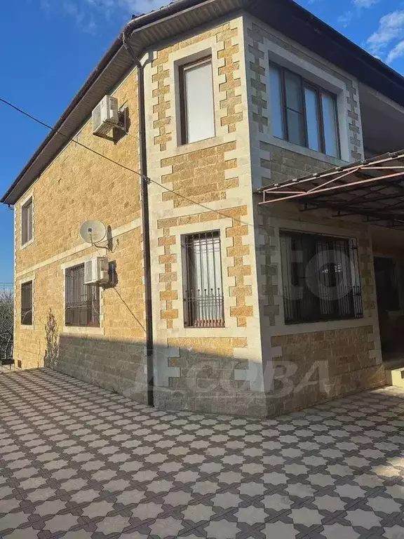 Дом 206 м на участке 6 га - Фото 0
