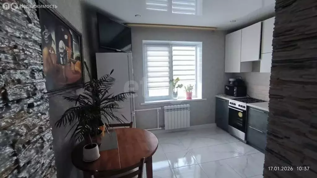 1-комнатная квартира: Омск, улица Химиков, 12 (37 м) - Фото 2