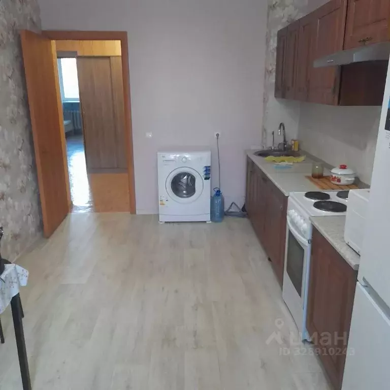 2-к кв. Башкортостан, Уфа Южный мкр, ул. Загира Исмагилова, 18 (66.0 ... - Фото 2