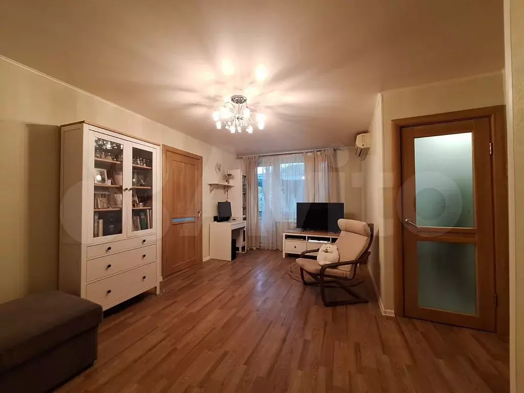 1-к. квартира, 30 м, 4/5 эт. - Фото 0
