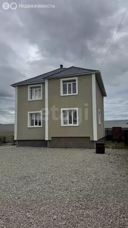 Дом в Якутск, улица Автострада 50 лет Октября (170 м) - Фото 1