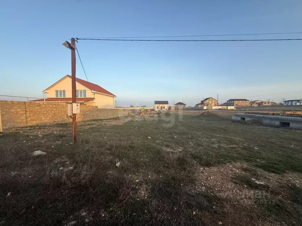 Участок в Крым, Евпатория ул. Давулджар (6.0 сот.) - Фото 1