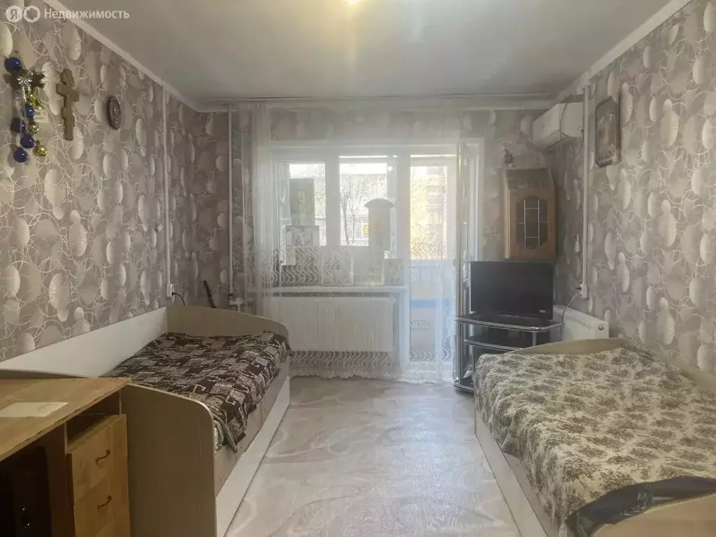 2-комнатная квартира: посёлок городского типа Яблоновский, улица ... - Фото 2