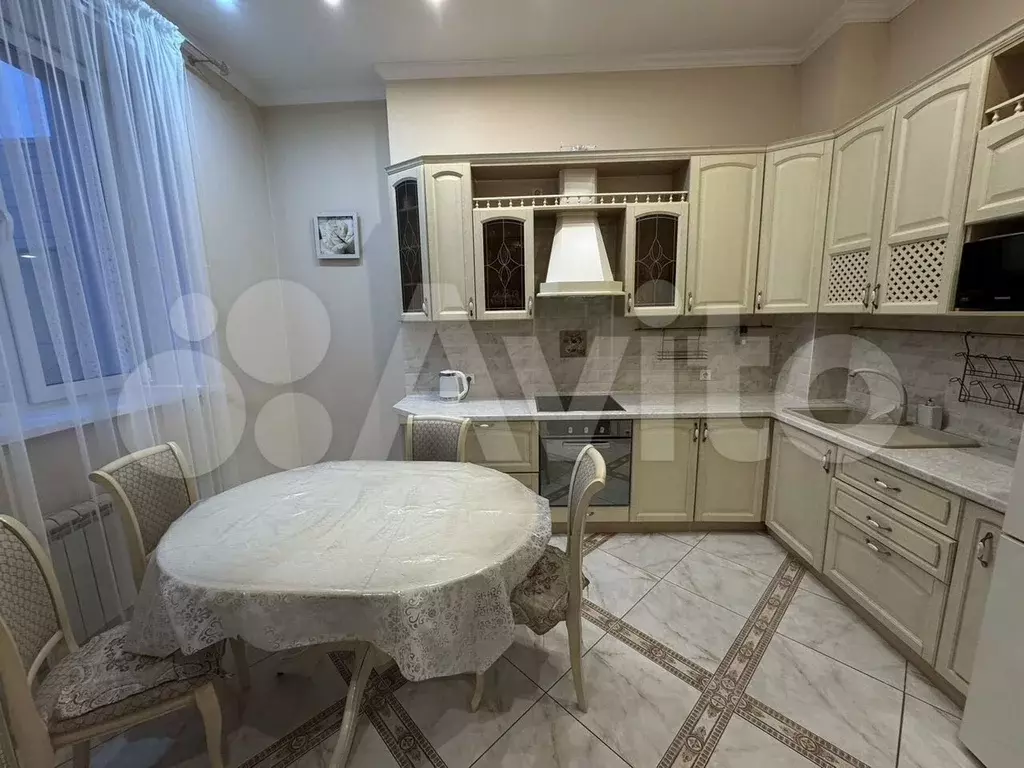 3-к. квартира, 91 м, 2/18 эт. - Фото 1