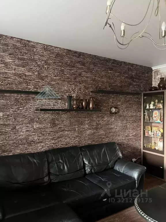 3-к кв. Хакасия, Абакан ул. Крылова, 63 (85.9 м) - Фото 0