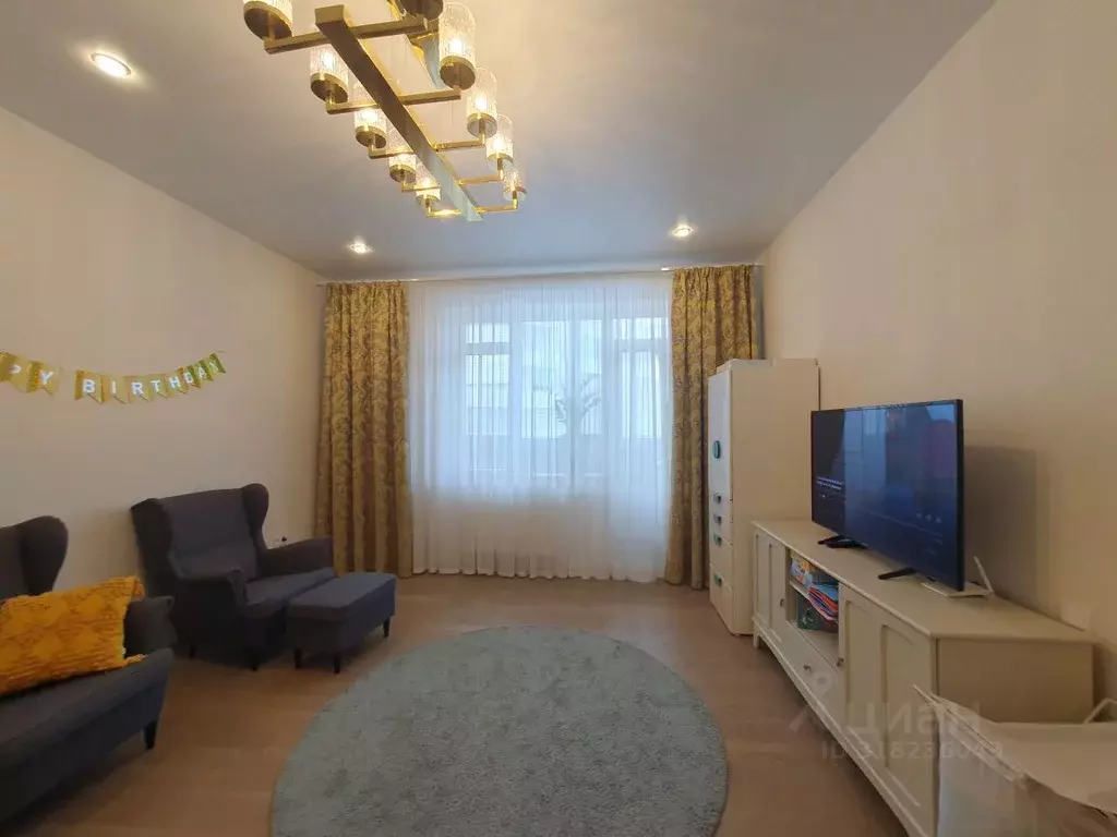 2-к кв. Санкт-Петербург Свердловская наб., 58 (67.5 м) - Фото 1