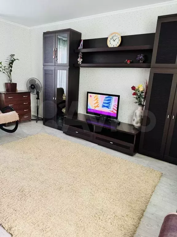 2-к. квартира, 40 м, 1/1 эт. - Фото 0