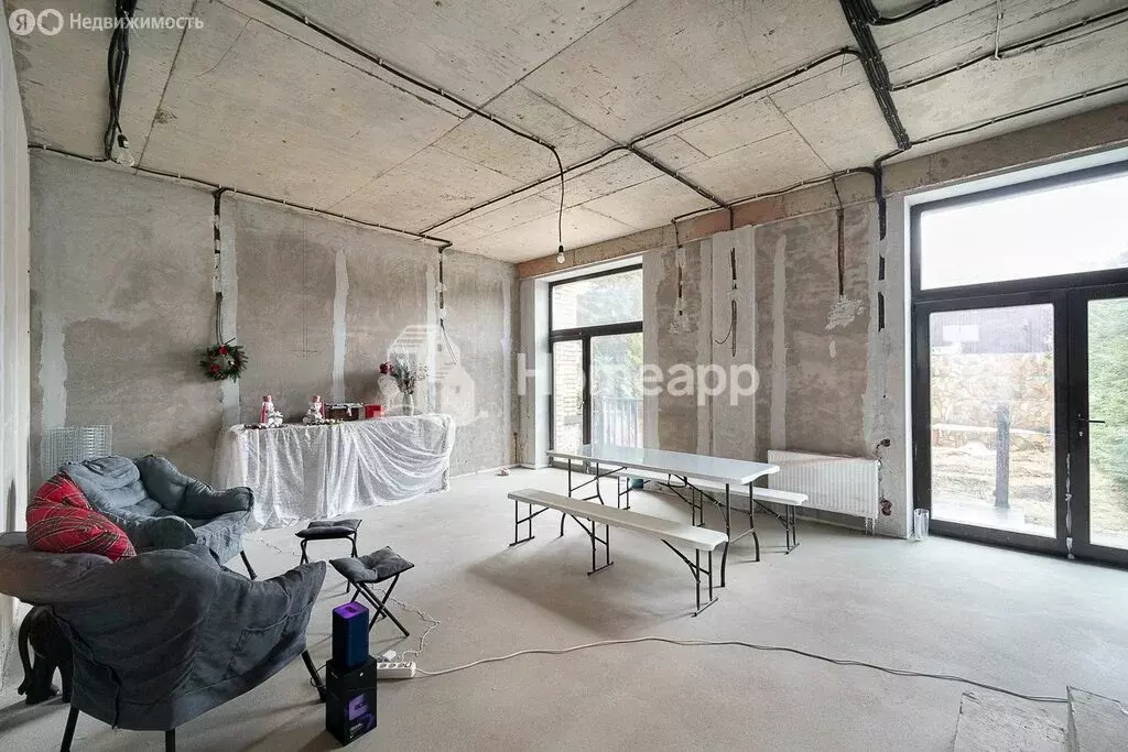 Дом в Первомайское, Староникольская улица, 12 (250.9 м) - Фото 2