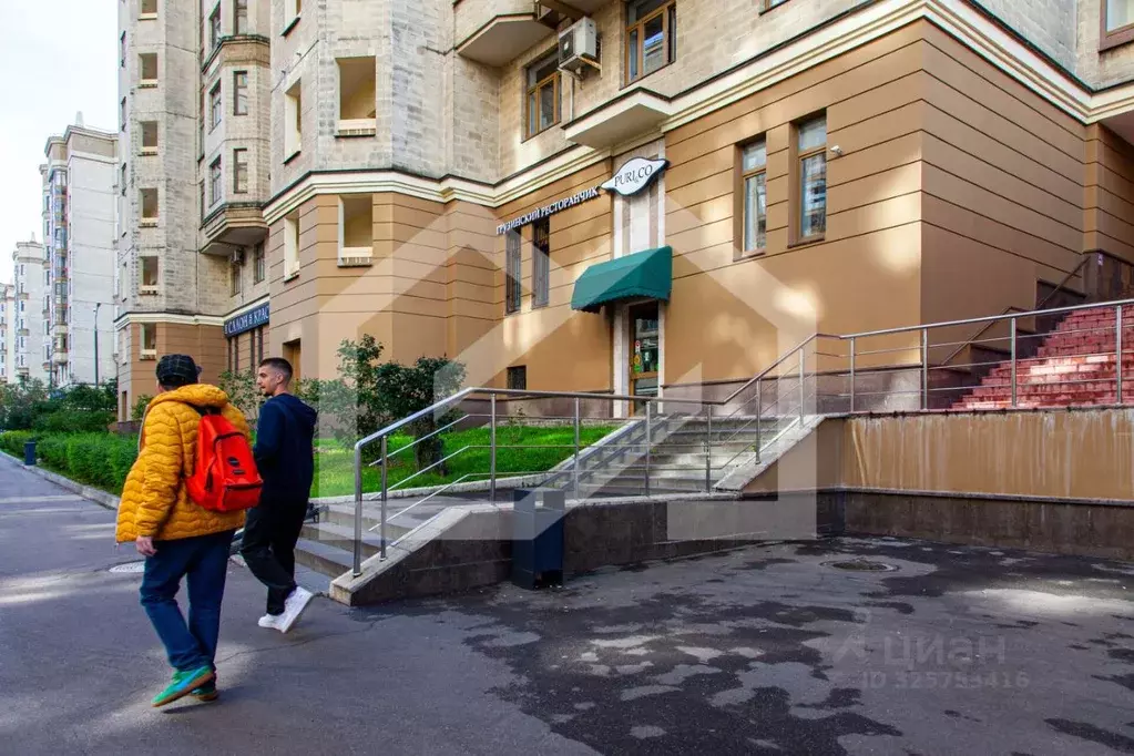 Торговая площадь в Москва Мичуринский просп., 7 (153 м) - Фото 1