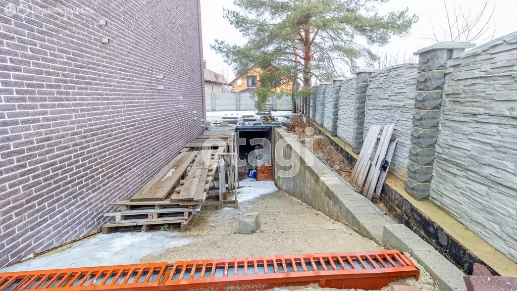 Дом в Белгород, улица Павлова (240 м) - Фото 2