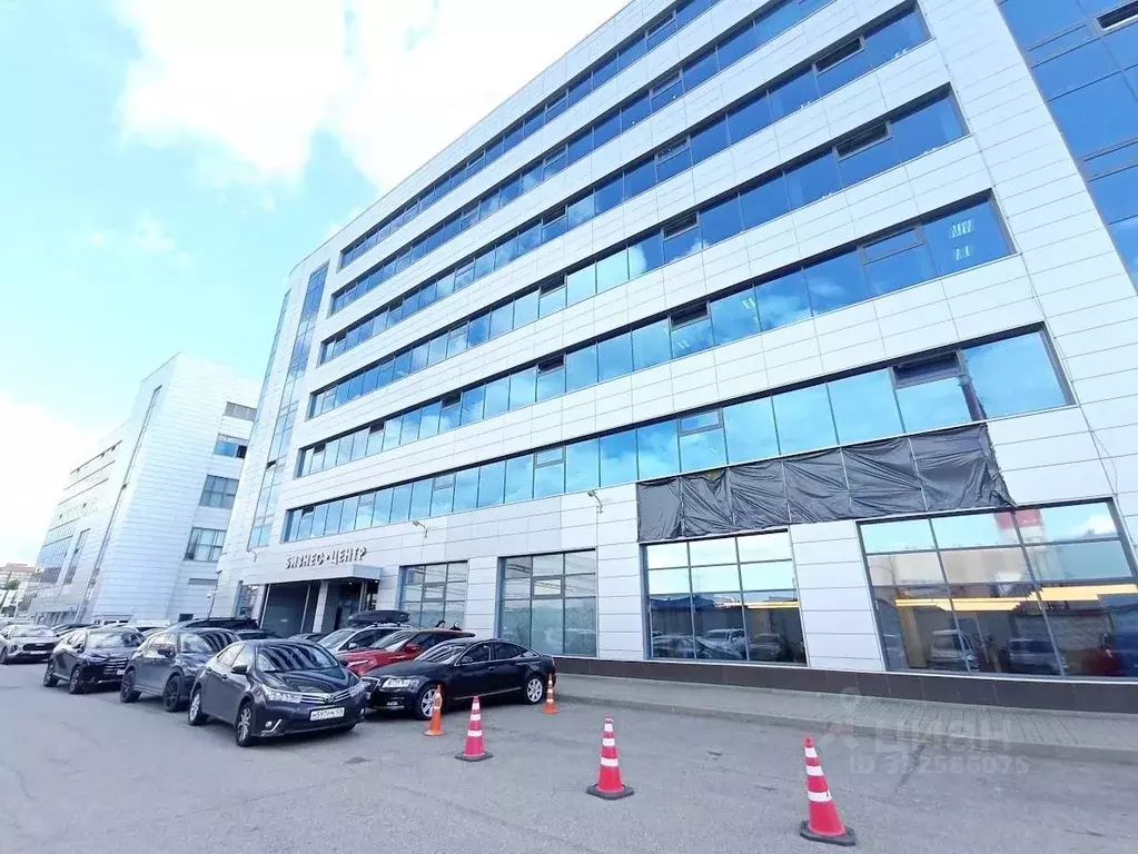 Помещение свободного назначения в Санкт-Петербург ул. Оптиков, 4к3 ... - Фото 1