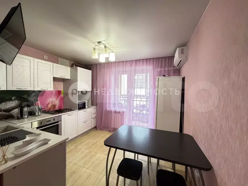 1-к. квартира, 41 м, 10/15 эт. - Фото 1