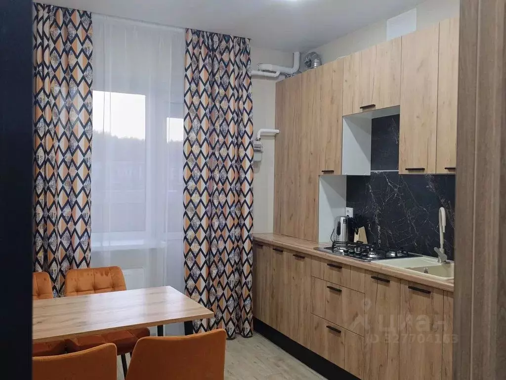 1-к кв. Воронежская область, Павловск Южный мкр, 10 (32.0 м) - Фото 1