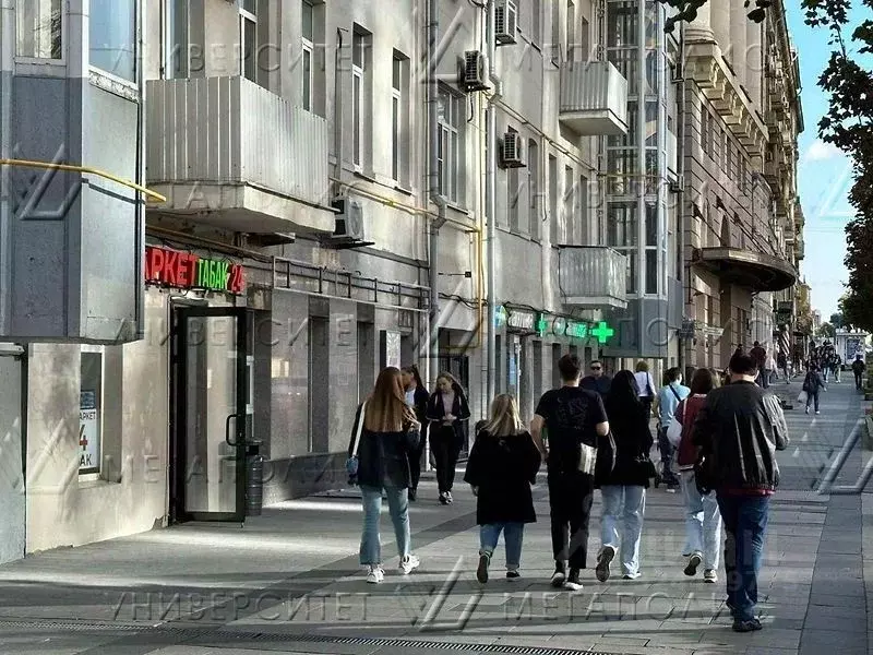 Торговая площадь в Москва Новинский бул., 1/2 (147 м) - Фото 2