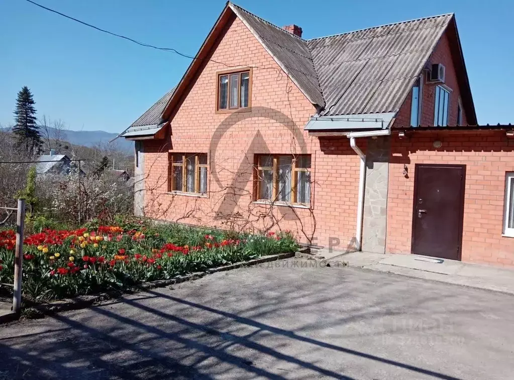 Дом в Краснодарский край, Хадыженск Апшеронский район, Первомайская ... - Фото 1