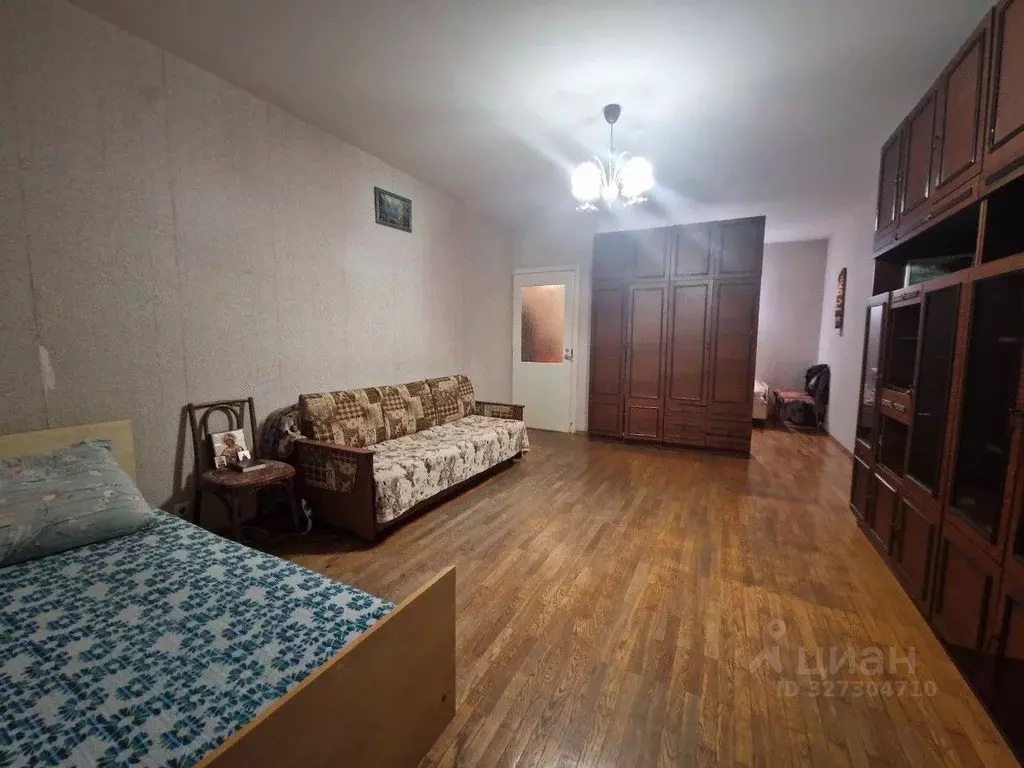 1-к кв. Волгоградская область, Волгоград Ярославская ул., 10 (49.1 м) - Фото 2