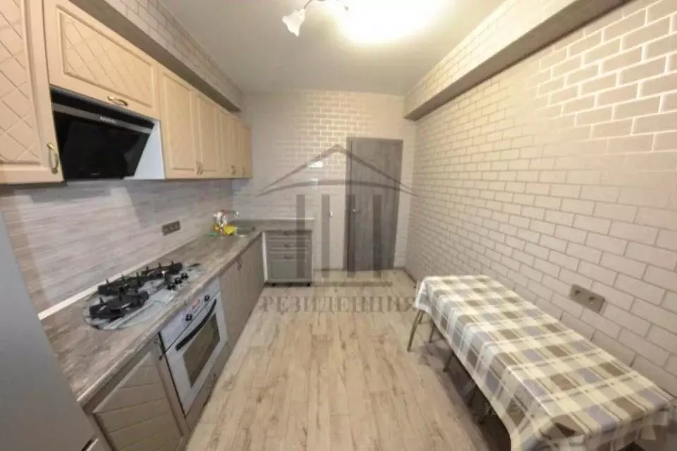 2-к кв. Свердловская область, Екатеринбург ул. Грибоедова, 27 (57.7 м) - Фото 1