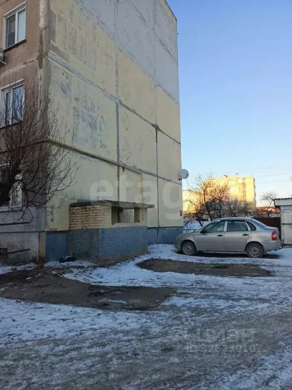 2-к кв. Белгородская область, Валуйки ул. Максима Горького, 102 (50.0 ... - Фото 1