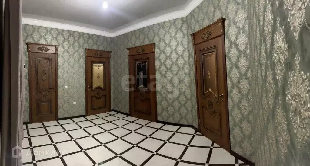Продаётся 2-к квартира, 70 м - Фото 0