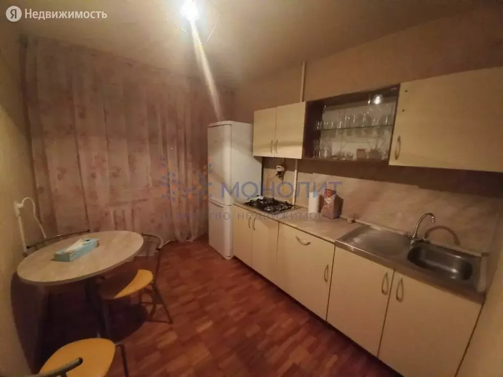 Волгоград квартира жилгородок. Черняховского 15а Воронеж. Находка Восточный проспект 2/3.