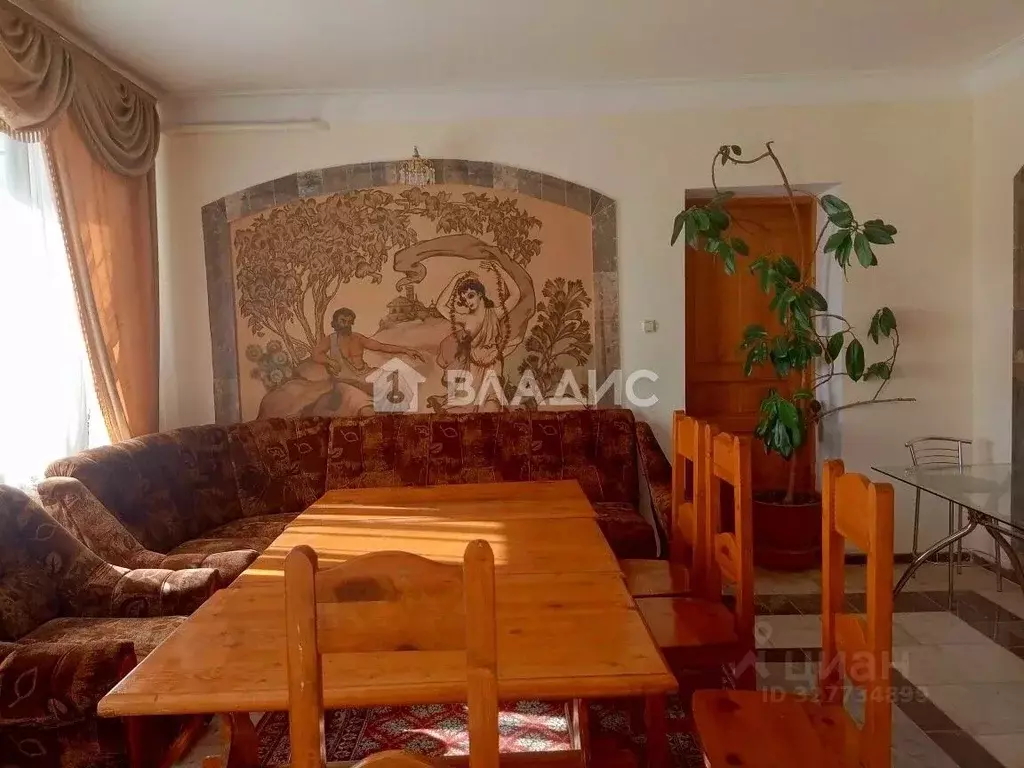 5-к кв. Белгородская область, Белгород Октябрьская ул., 52 (324.7 м) - Фото 1