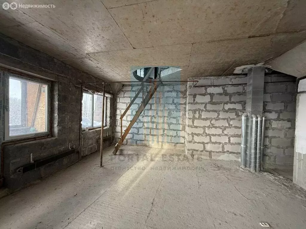 4-комнатная квартира: деревня Бородино, Варшавское шоссе, 79 (105.4 м) - Фото 2