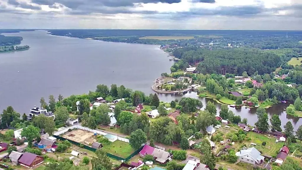 Дом в Тверская область, Конаковский муниципальный округ, д. Городище ... - Фото 1