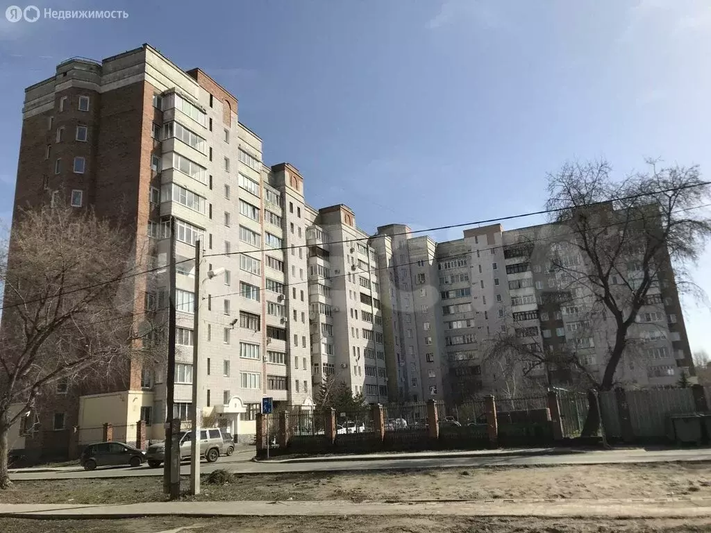 2-комнатная квартира: Омск, улица Орджоникидзе, 83 (61.8 м) - Фото 0