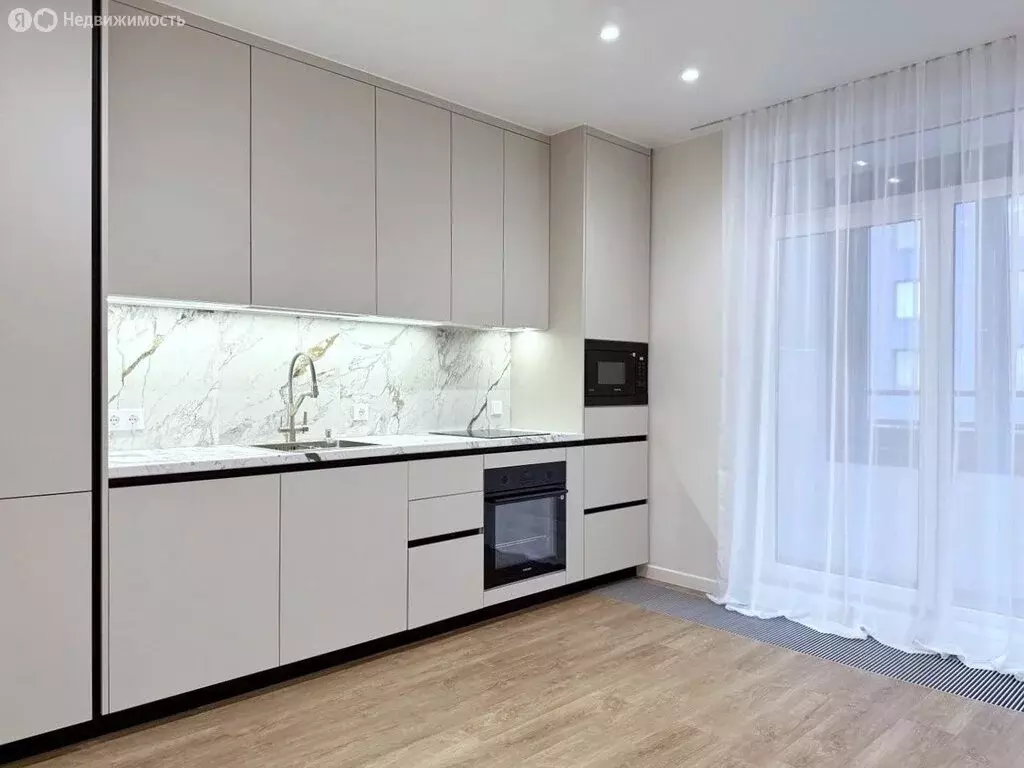 2-комнатная квартира: Санкт-Петербург, Измайловский бульвар, 11 (65.8 ... - Фото 0