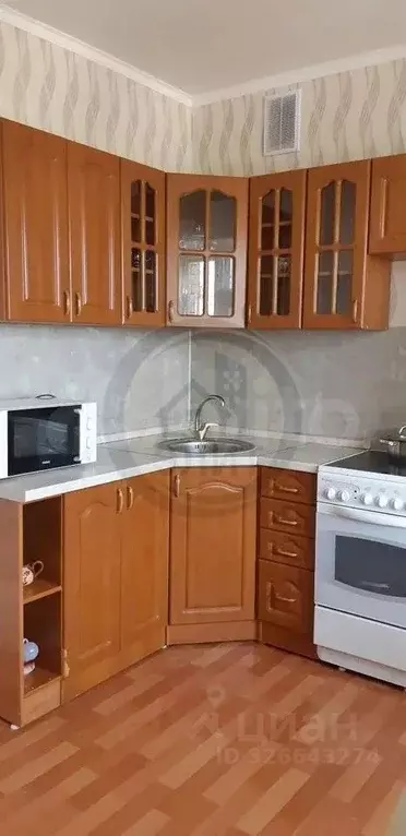 2-к кв. Белгородская область, Старый Оскол Степной мкр, 11 (68.0 м) - Фото 1