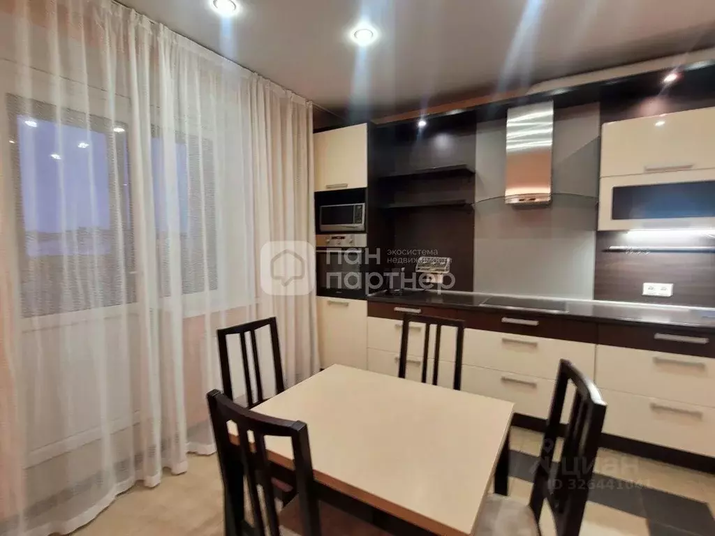 3-к кв. Санкт-Петербург Железноводская ул., 32 (80.65 м) - Фото 1