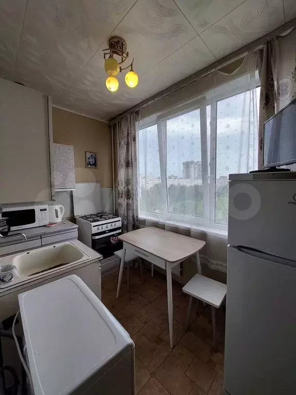 1-к. квартира, 35 м, 8/9 эт. - Фото 1