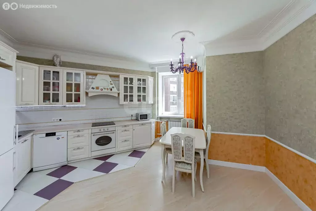 2-комнатная квартира: Тюмень, 6-й микрорайон, улица Валерии ... - Фото 1