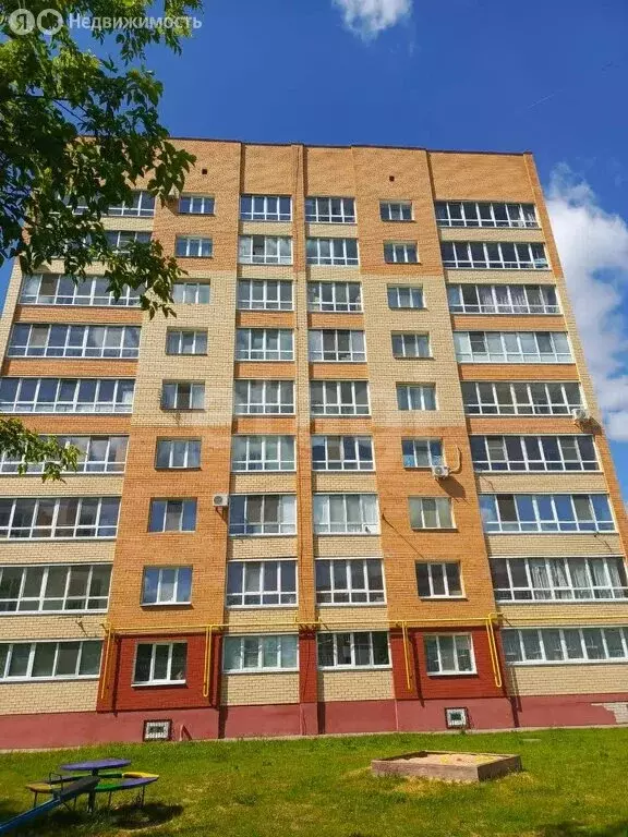 1-комнатная квартира: Клинцы, улица Ворошилова, 33А (44.5 м) - Фото 0