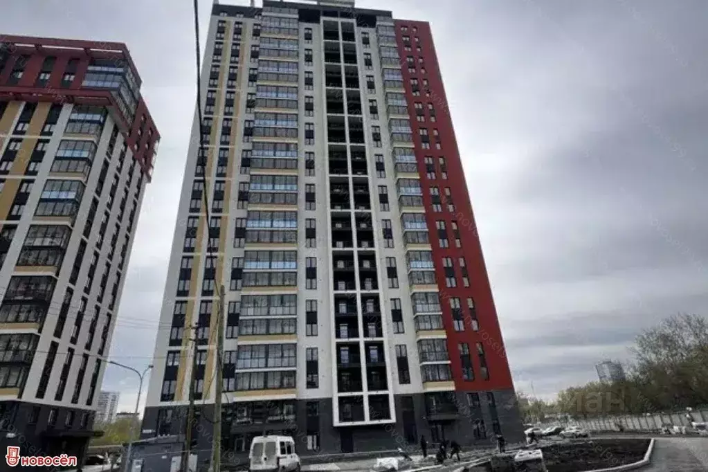 1-к кв. Свердловская область, Екатеринбург ул. Машинная, 31И (36.5 м) - Фото 1