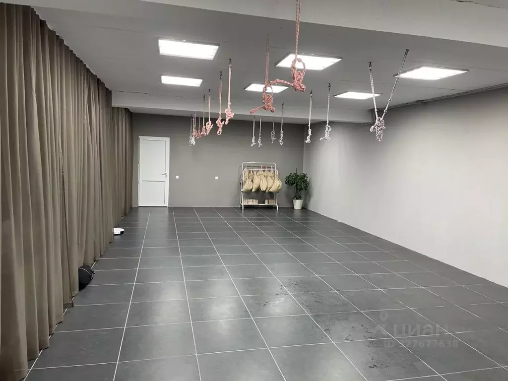 Помещение свободного назначения в Свердловская область, Арамиль 1 Мая ... - Фото 2