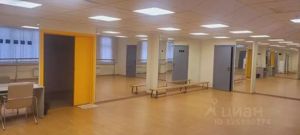 Помещение свободного назначения в Кемеровская область, Кемерово ул. ... - Фото 1