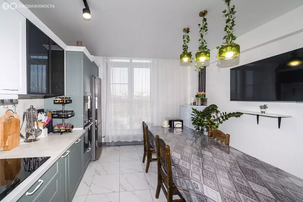 5-комнатная квартира: Иркутск, Байкальская улица, с208/1 (150 м) - Фото 0