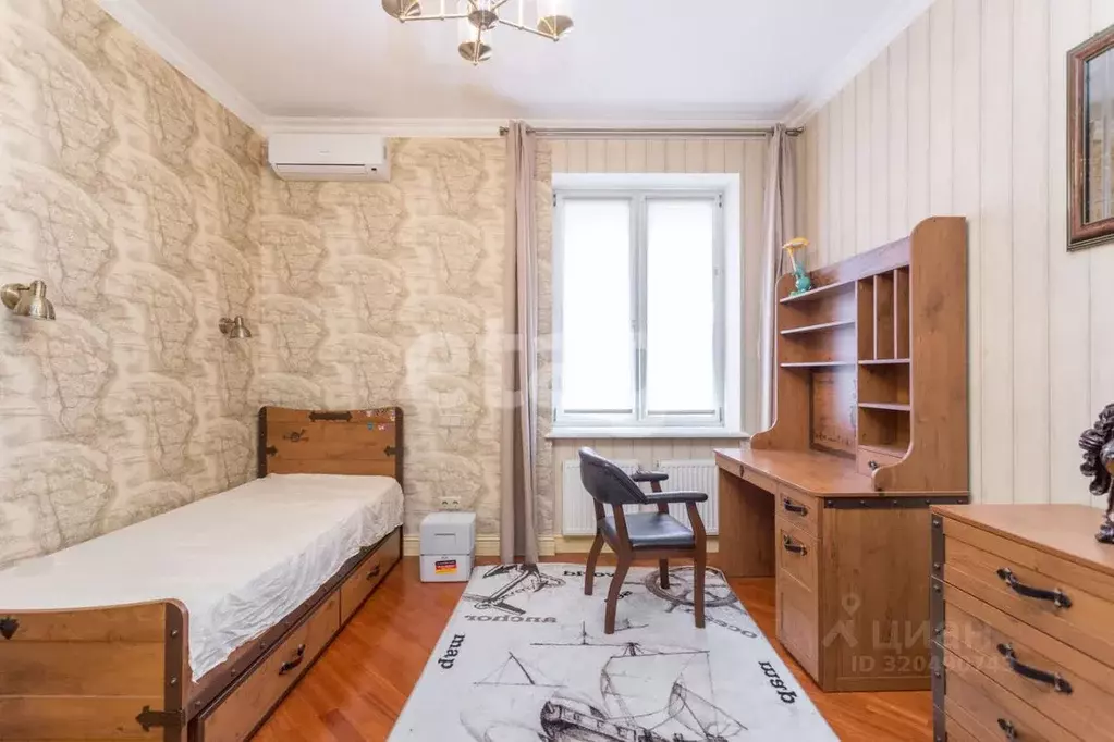 4-к кв. Тульская область, Тула ул. Свободы, 11 (158.1 м) - Фото 1