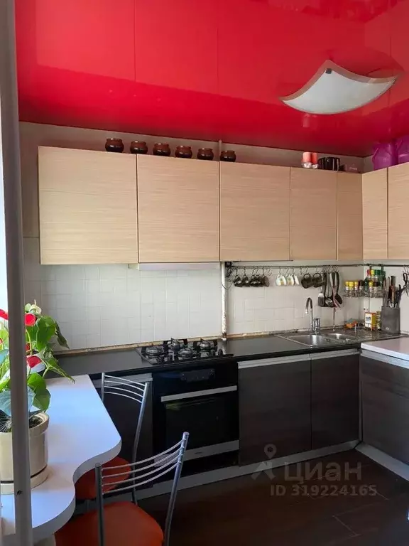 3-к кв. Хабаровский край, Хабаровск Оборонная ул., 8Б (80.0 м) - Фото 1