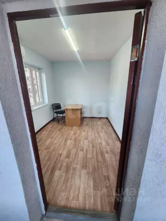 Офис в Севастополь ул. Промышленная, 7А (10 м) - Фото 1