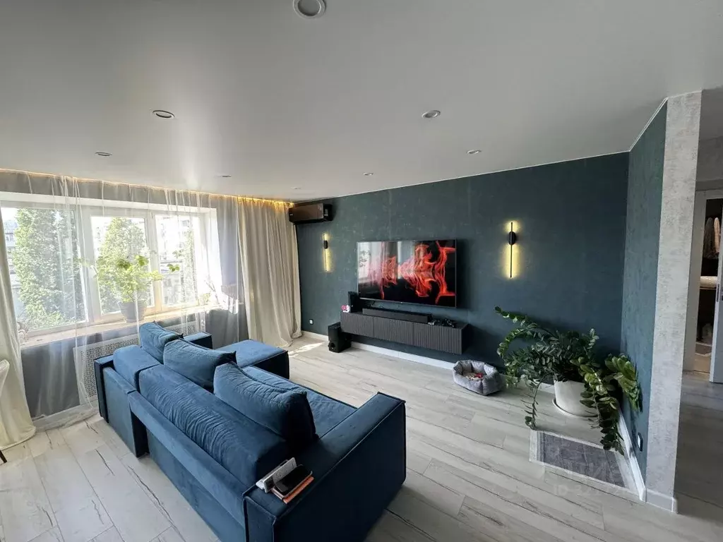 3-к кв. Саратовская область, Саратов ул. Имени В.И. Чапаева, 19/27 ... - Фото 0