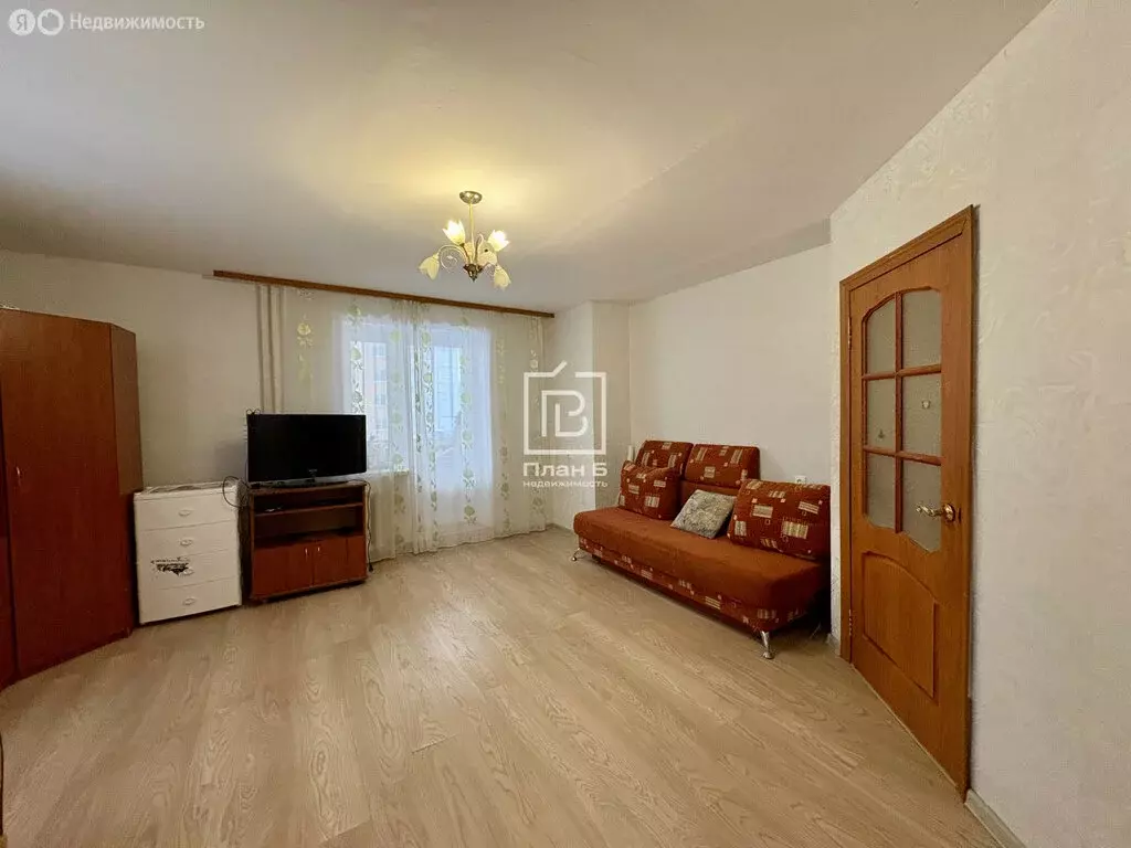 1-комнатная квартира: Калуга, улица Дружбы, 6к2 (40.3 м) - Фото 1