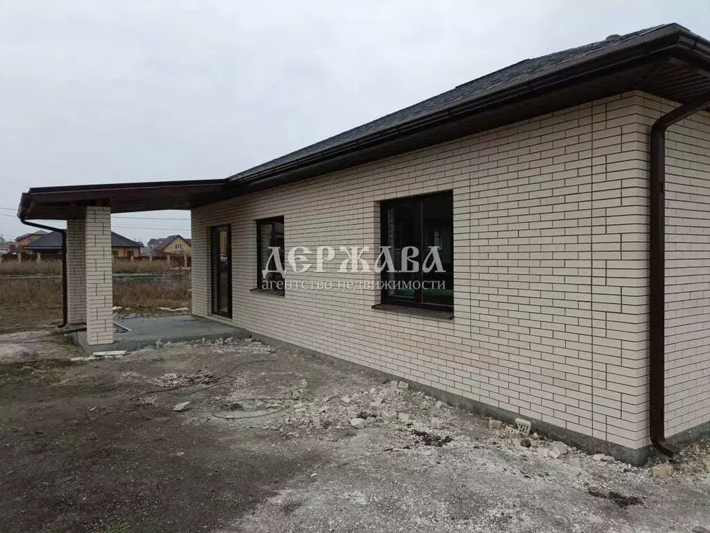 Дом в Белгородская область, Старооскольский городской округ, с. ... - Фото 2