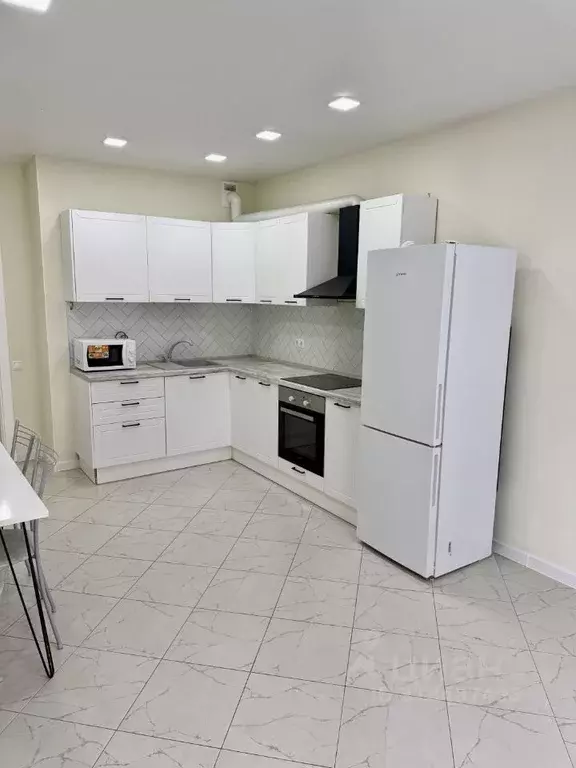3-к кв. Москва ул. Юлиана Семенова, 8к2 (65.0 м) - Фото 1