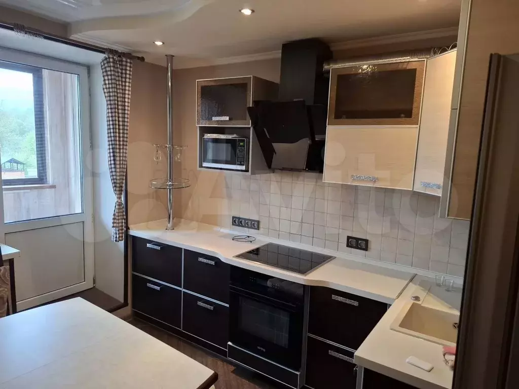 1-к. квартира, 40 м, 3/13 эт. - Фото 0