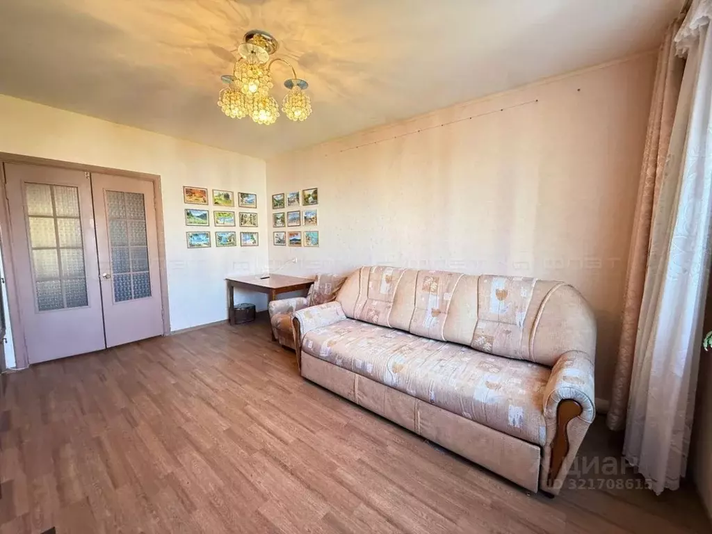 3-к кв. Татарстан, Казань ул. Юлиуса Фучика, 83 (64.0 м) - Фото 1